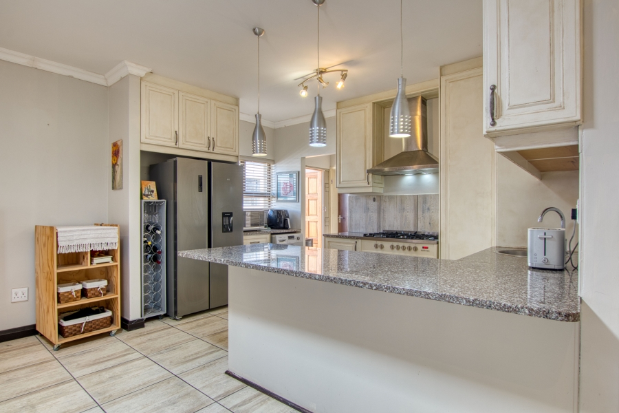 3 Bedroom Property for Sale in Fairview Golf Estate Western Cape